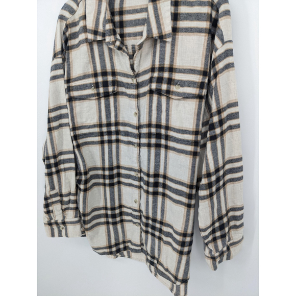 Old Navy Shirt Women Ivory Black Flannel Boyfriend Shirt Plaid Button Up Casual - Picture 2 of 8
